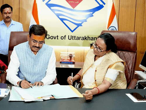 Image for Newly appointed Chief Secretary Anand Bardhan took charge