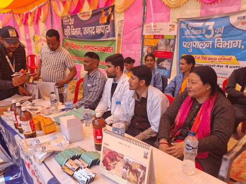 खानपुर विकासखंड में बहुदेशीय शिविर का किया गया आयोजन