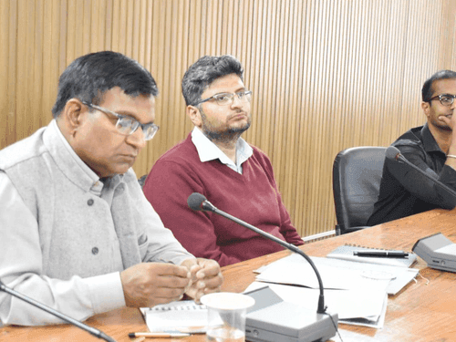 Image for DM Sandeep Tiwari held a meeting regarding the upcoming Rudranath Yatra arrangements