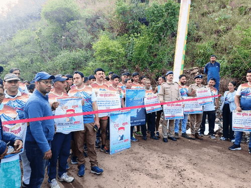 Image for जनपद अल्मोड़ा पुलिस द्वारा युवाओं को किया गया जागरूक