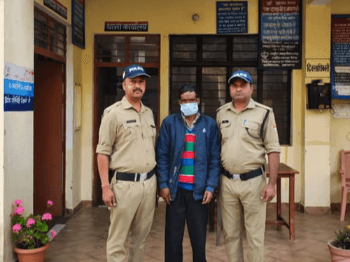 Image for Almora Police arrested a smuggler with 346 grams of hashish