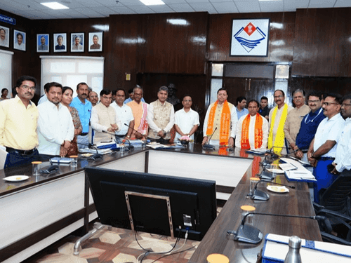 Image for CM Dhami participated in the meeting of Uttarakhand Sanskrit Academy