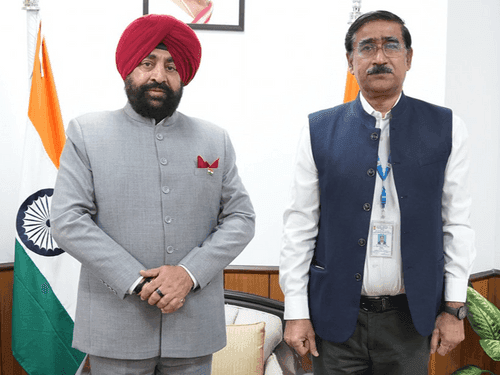 Image for Director of Indian Institute of Remote Sensing Meets Governor Gurmit Singh