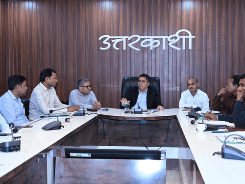 Image for डीएम उत्तरकाशी ने वनाग्नि रोकथाम और प्रबंधन के लिए दिए निर्देश