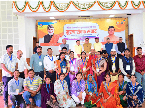 Image for CM Dhami boosts 'Mangal Dals' with increased incentives and digital training plans