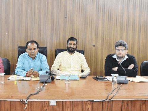 Image for डॉ0 धन सिंह रावत ने की नंदादेवी राजजात यात्रा की तैयारियों की समीक्षा