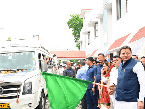 Image for CM Dhami flags off first batch of 'Kailash Mansarovar Yatra' from Tanakpur