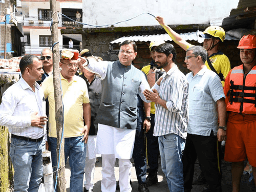 Image for CM Dhami inspected disaster-affected areas in Syanachatti, Uttarkashi