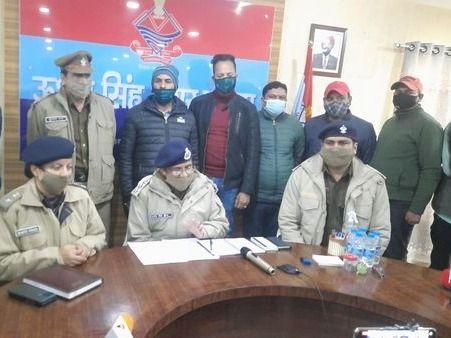 गौवंशीय पशुओं की हत्या कर शहर का माहौल खराब करने के आरोपी उत्तराखण्ड पुलिस की गिरफ्त में।