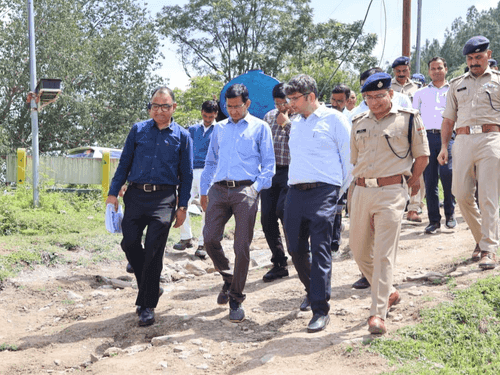 Image for आपदा प्रभावित क्षेत्रों के नुकसान का आकलन करने पहुँची अंतरमंत्रालयीय टीम