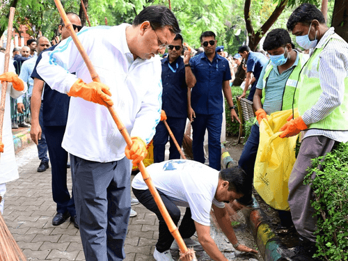 Image for CM Dhami inaugurates ‘Swachhotsav-2025’