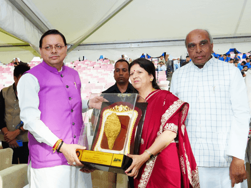 Image for उत्तराखंड प्रीमियर लीग 2025 के समापन समारोह में शामिल हुये मुख्यमंत्री धामी