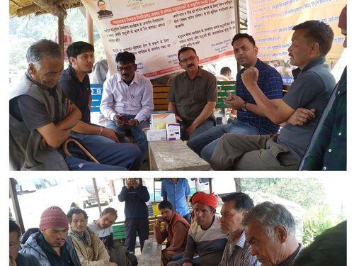 योजनाओं की जानकारियों के साथ साथ विभिन्न पशु औषधियों का किया गया वितरण 