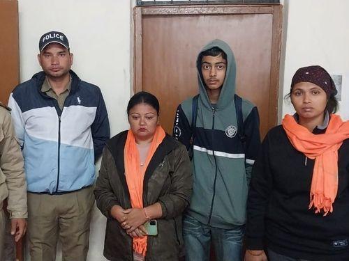 Image for परिजनों से बिछड़ चुके माँ-बेटे को उनके परिजनों से मिलाया