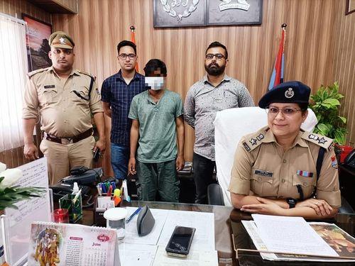 फर्जी होटल बुकिंग के नाम पर लाखों की ठगी करने वाला आरोपी गिरफ्तार