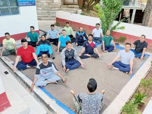 Image for टिहरी पुलिस द्वारा मनाया गया अंतरराष्ट्रीय योग दिवस 