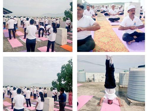 Image for पशुपालन निदेशालय देहरादून में अंतरराष्ट्रीय योग दिवस मनाया गया