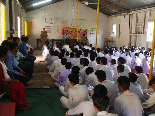 थाना झिरौली टीम द्वारा थाना क्षेत्र में छात्र-छात्राओं को महिला अपराधो/साइबर क्राइम/नशामुक्ति आदि के सम्बंध में किया जागरूक 