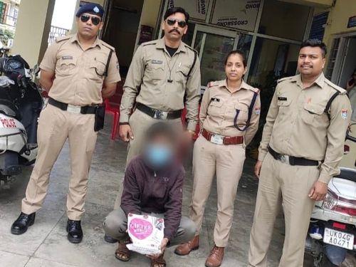 भगवान भोलेनाथ कि बेसकीमती नाग प्रतिमा को चोरी करने वाला आरोपी गिरफ्तार