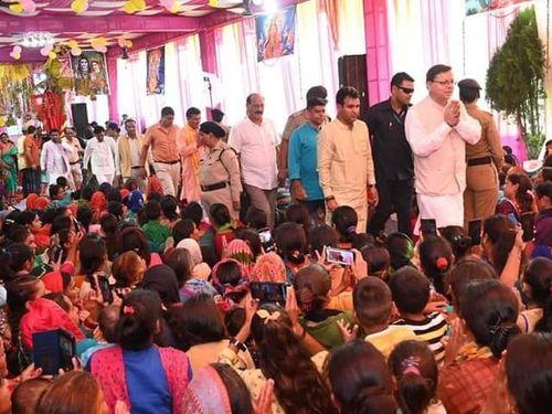 Image for सीएम धामी श्रीमद्भागवत महापुराण कथा में हुए शामिल 