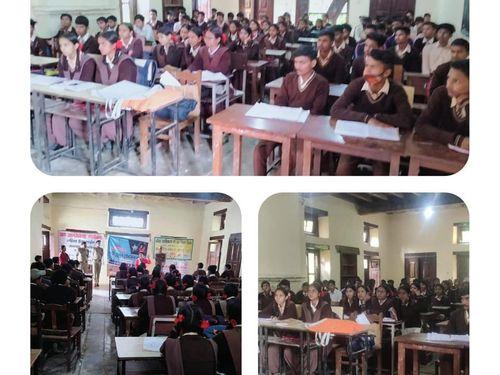 छात्र-छात्राओं एवं आम जनता को बढ़ते अपराध एवं यातायात के नियमों के लिए किया गया जागरूक