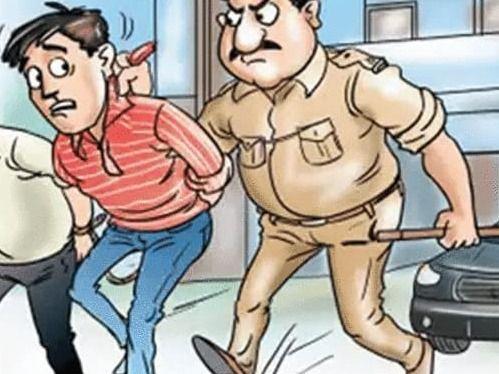 Image for सट्टा सामग्री व नगदी के साथ अभियुक्त गिरफ्तार 