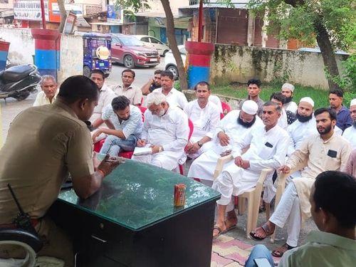 In view of the upcoming Muharram festival, seminars are being organized in the police stations/posts of the Haridwar district.