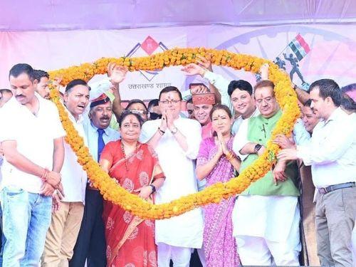 Image for सीएम धामी ने बीते दिन कोटद्वार में अग्निपथ योजना के तहत अग्निवीर भर्ती कार्यक्रम में प्रतिभाग किया