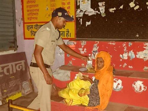 उत्तराखण्ड पुलिस ने दिया मानवता का परिचय