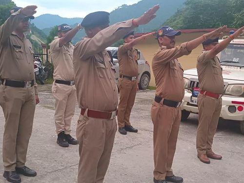 सद्भावना दिवस पर जनपद चमोली पुलिस द्वारा ली गई शपथ