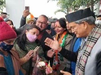 Image for कांग्रेस को मिला पुलिस परिवार की महिलाओं का सहयोग