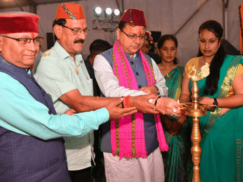 Image for सीएम धामी ने देहरादून में आयोजित सरस मेले में किया प्रतिभाग