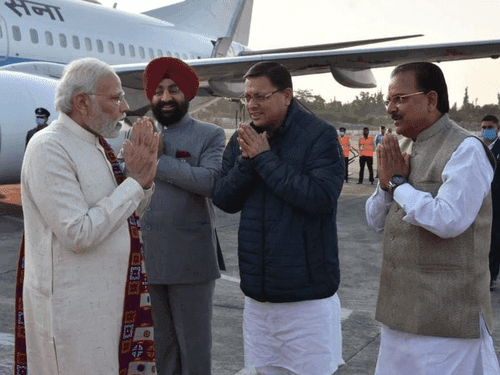 Image for पीएम श्री नरेंद्र मोदी के देवभूमि उत्तराखण्ड पहुंचने पर मंत्रियों द्वारा किया गया स्वागत