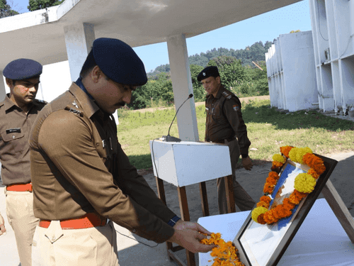 प्रभारी पुलिस मुखिया की उपस्थिति में मनाया गया राष्ट्रीय एकता दिवस, दिलाई शपथ