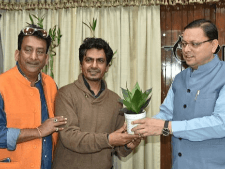 फिल्म अभिनेता श्री नवाजुद्दीन सिद्दीकी ने सीएम धामी से की भेंट