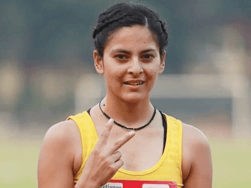 Image for सीएम धामी ने मानसी नेगी को स्वर्ण पदक जीतने पर बधाई दी