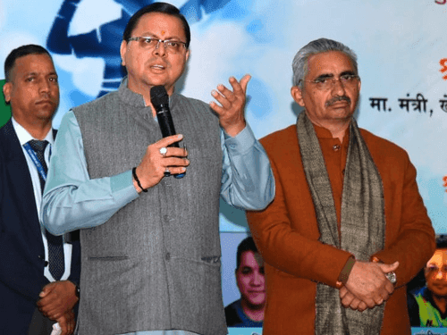 सीएम धामी ने बैडमिंटन प्रतियोगिता का किया शुभारंभ