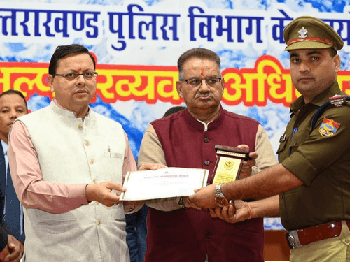 सीएम धामी ने विश्व अल्पसंख्यक अधिकार दिवस पर आयोजित कार्यक्रम में किया प्रतिभाग