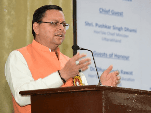 सीएम धामी ने पेस्टल वीड स्कूल में आयोजित कार्यक्रम में किया प्रतिभाग