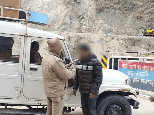 Image for शराब के नशे में वाहन चलाने पर वाहन चालक गिरफ्तार
