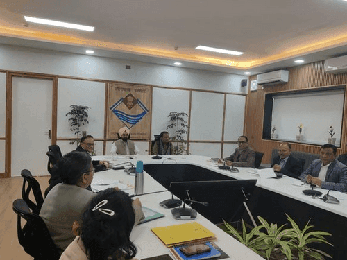 मुख्य सचिव सभागार में शिक्षा विभाग की ली गई समीक्षा बैठक