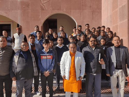 शिक्षा मंत्री डाॅ0 धन सिंह रावत ने राजकीय व्यवसायिक महाविद्यालय बनास का किया निरीक्षण