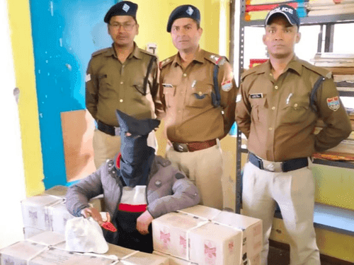 14 पेटी अवैध शराब के साथ एक अभियुक्त गिरफ्तार