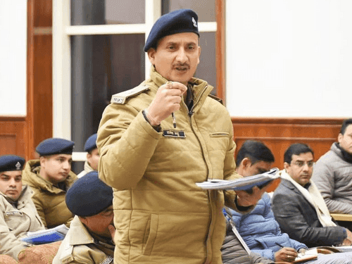 Image for शान्ति एवं कानून व्यवस्था बनाये रखने हेतु डीजीपी महोदय ने दिए निर्देश
