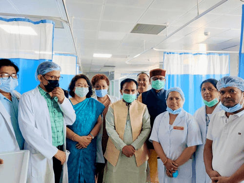 Image for मंत्री डाॅ0 धन सिंह रावत ने स्वास्थ्य व्यवस्थाओं का किया निरीक्षण