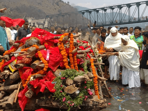 कैबिनेट मंत्री स्व0 चंदन राम दास को राजनेताओं द्वारा दी गई श्रद्धांजलि