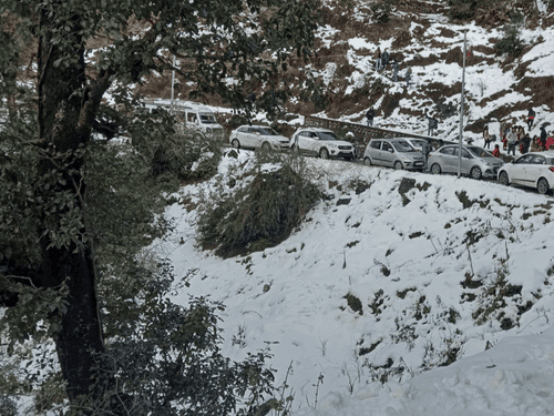 बारिश और बर्फबारी को लेकर मौसम विभाग ने जारी किया पूर्वानुमान