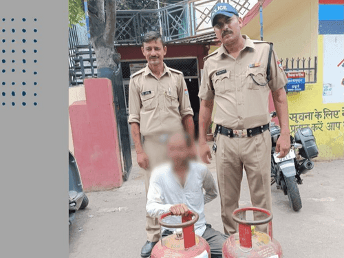 चोरी किए गए दो सिलेंडर के साथ अभियुक्त गिरफ्तार