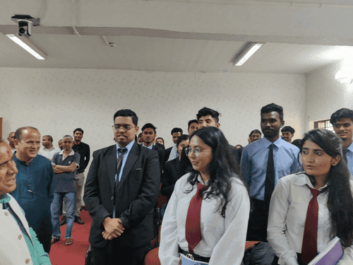 Image for मंत्री डाॅ0 धन सिंह रावत ने वीर चंद्र सिंह गढ़वाली उत्तराखंड औद्यानिकी और वानिकी विश्वविद्यालय का किया भ्रमण