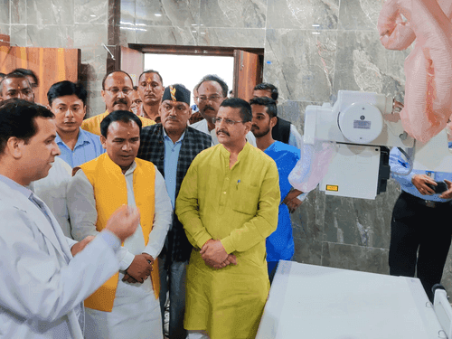 Image for स्वास्थ्य मंत्री डाॅ0 धन सिंह रावत ने राजकीय बेस चिकित्सालय अल्मोड़ा में विभिन्न चिकित्सा सुविधाओं का किया लोकार्पण